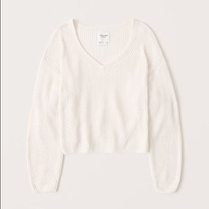 Abercrombie & Fitch ivory v-neck sweater